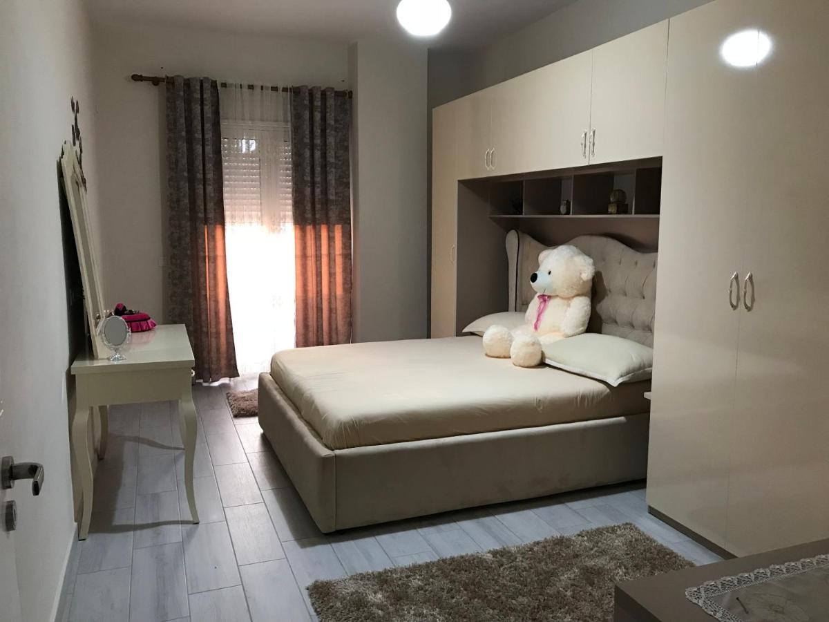 Hotel Vila Dedej Durres Exterior photo