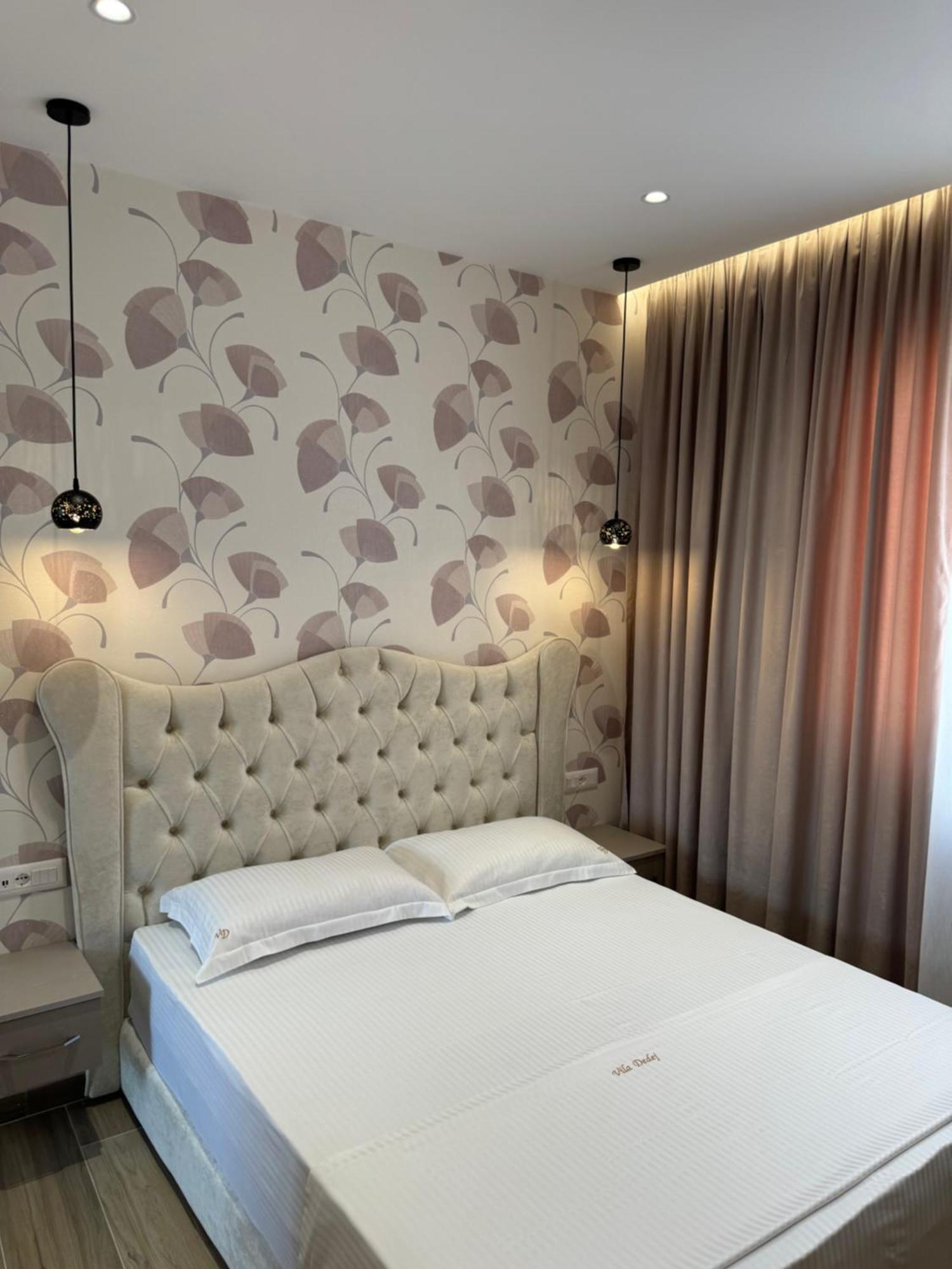 Hotel Vila Dedej Durres Exterior photo